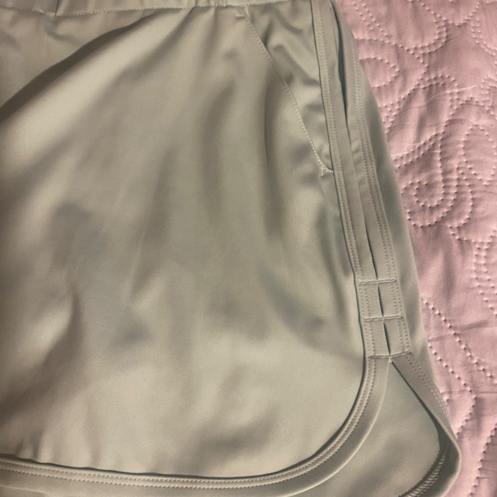 Skort - Picture 4 of 4